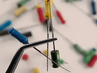 Bezpečné a moderní - endodontické nástroje na jedno použití